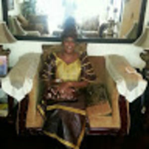 Meet your Posher, Shirley